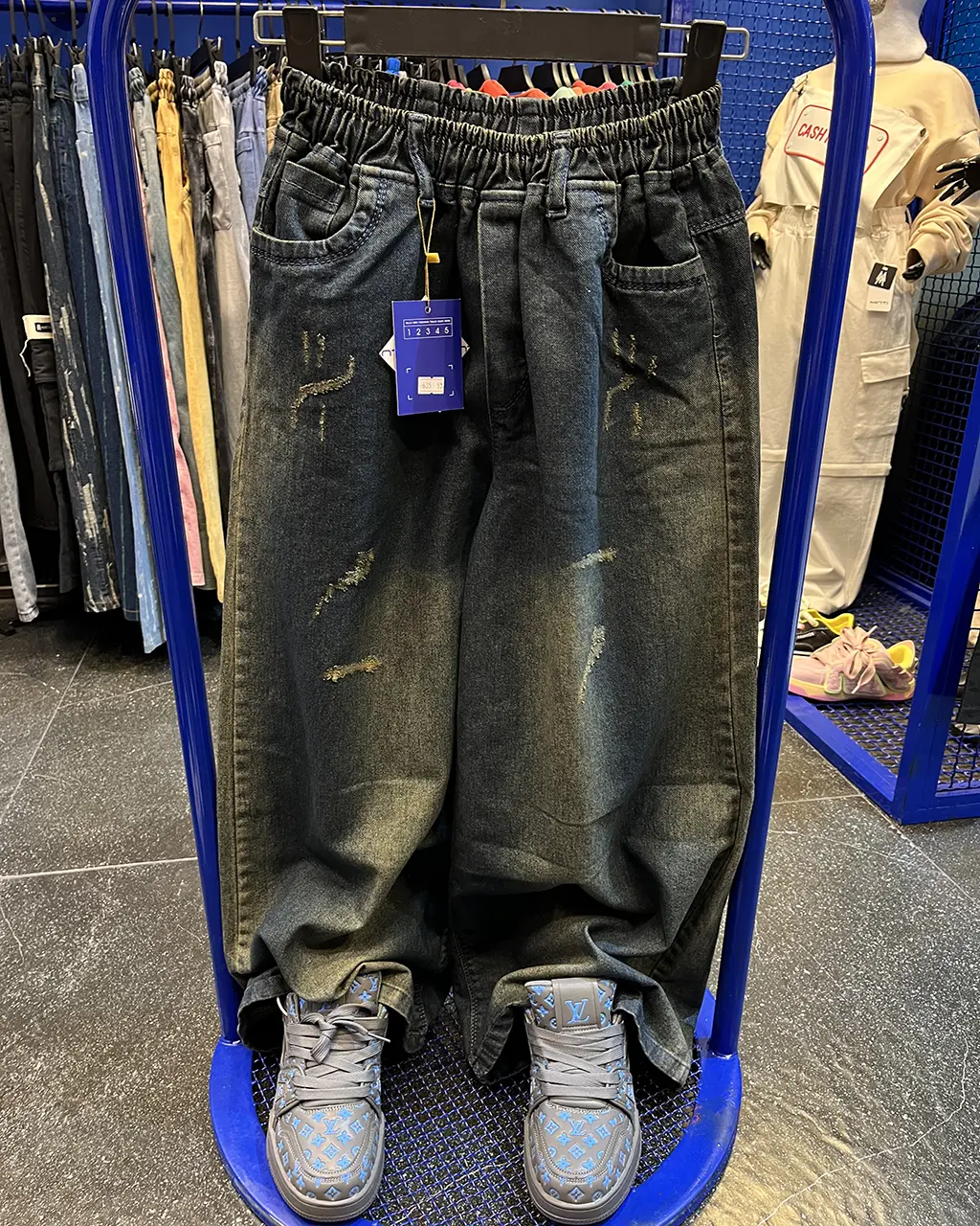 Shuffle-Jeans-Black شلوار جین شافل رنگ مشکی