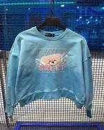 کراپ سنگشور طرح خرس تدی و نوشته Candy Sweet رنگ آبی یخی بچگانه و نوجوان